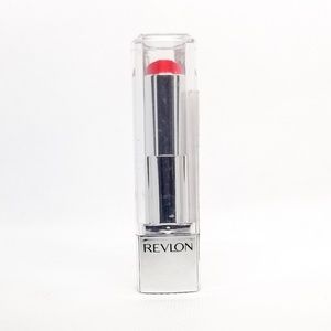 Revlon Ultra HD lipstick #840 Poinsettia